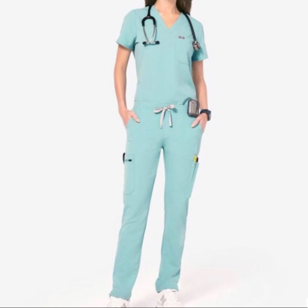 Womens Figs Fresh aqua scrub set